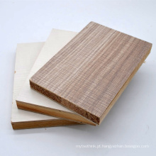 Vende-se placa de bloco de madeira laminada com núcleo de choupo de 18 mm